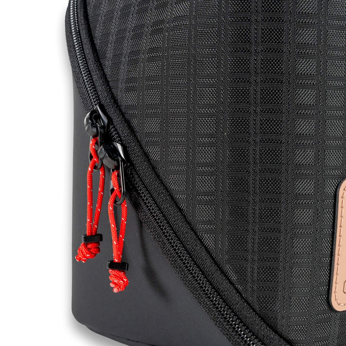 Tortoise™ Grande Toiletry Bag